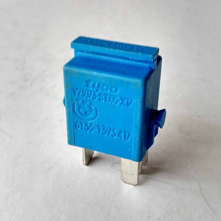 Mini relay with blue opening - BMW-61361393417